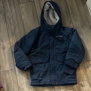 Columbia Dark Blue Hooded Winter Jacket Omni-heat size 8 years